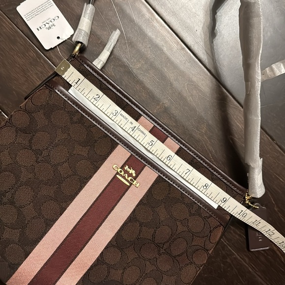 Coach signature logo monogram crossbody NWT - Picture 8 of 13